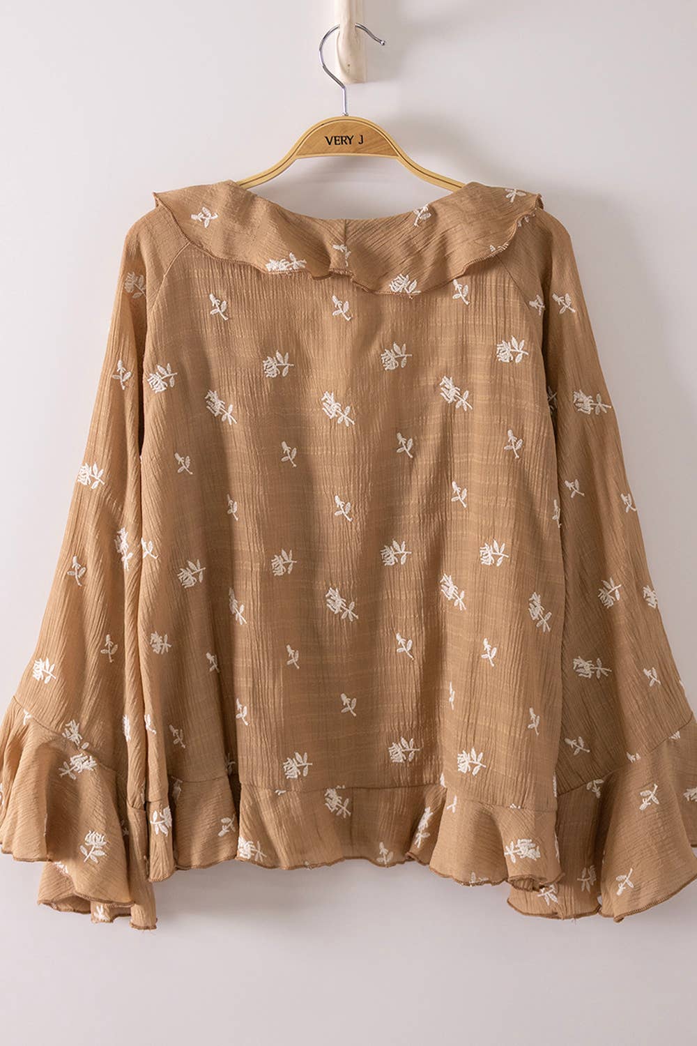 NT12596-Floral Embroidery Ruffled Blouse Top: BLACK MIX / S-M-L/2-2-2