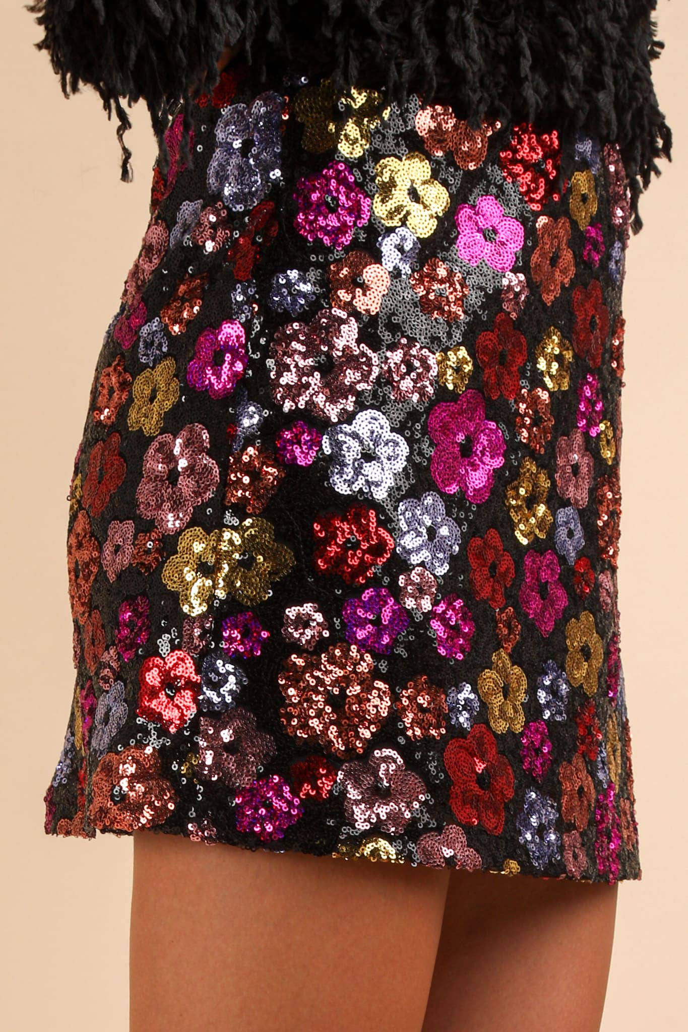 NS50110-Floral Sequin Holiday Mini Skirt: BLACK / S-M-L/2-2-2