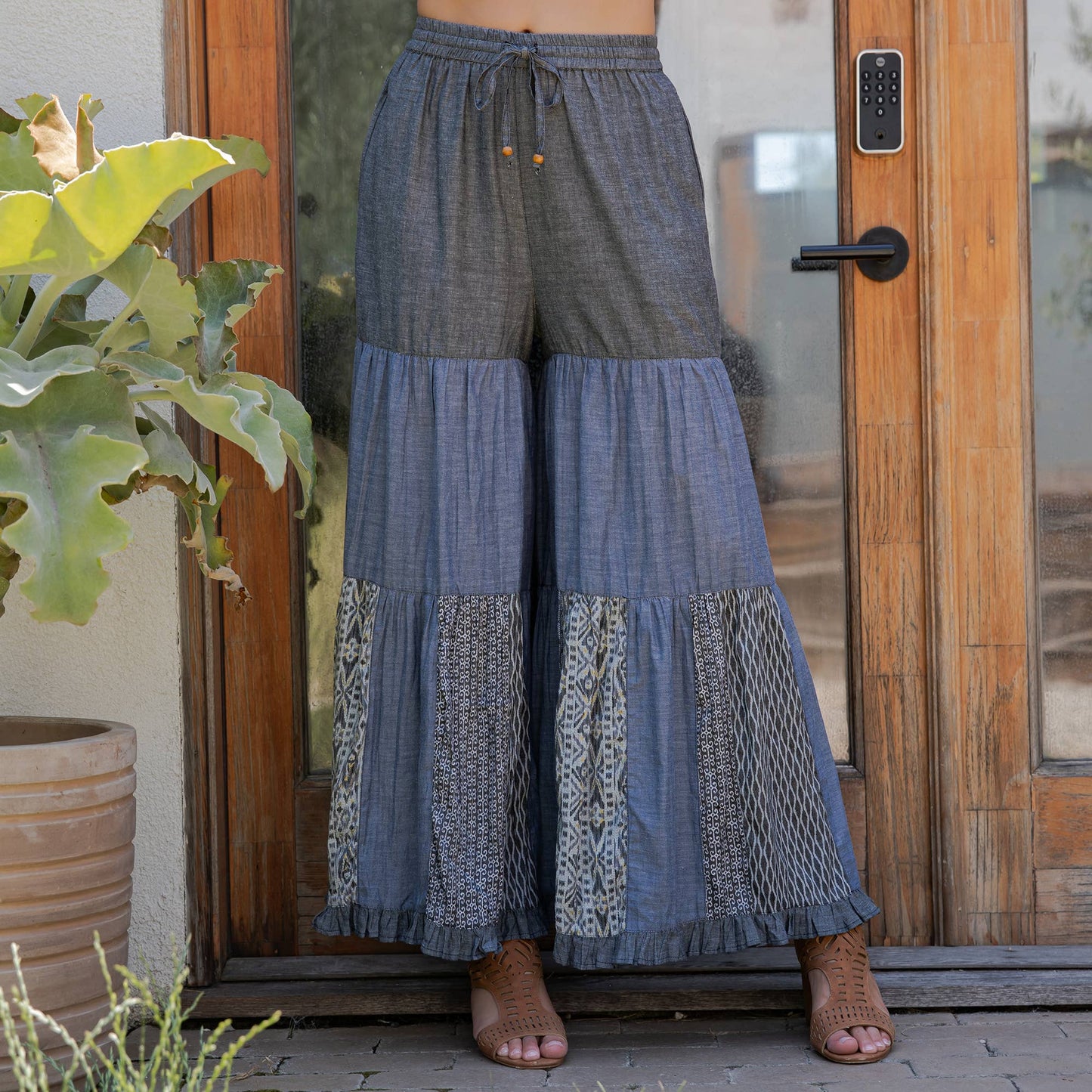 Runway-Ready Knit & Woven Pants with Prints & Relaxed Drape: Chambray / REGULAR (S-M-L-XL 1-2-2-1)