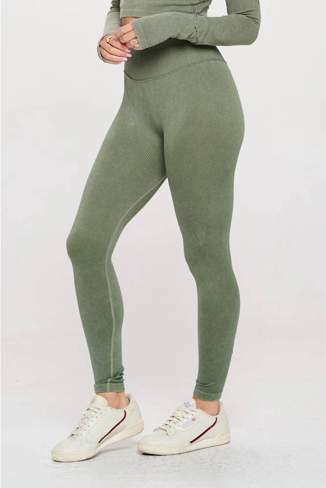 Mineral washed seamless high waist high presser yoga legging: Black