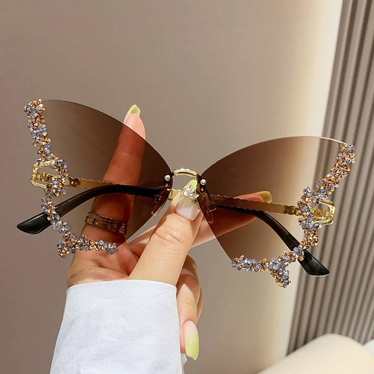 VINTAGE RHINESTONE BUTTERFLY SUNGLASSES_CWASG0205: Blue / (OS) 2
