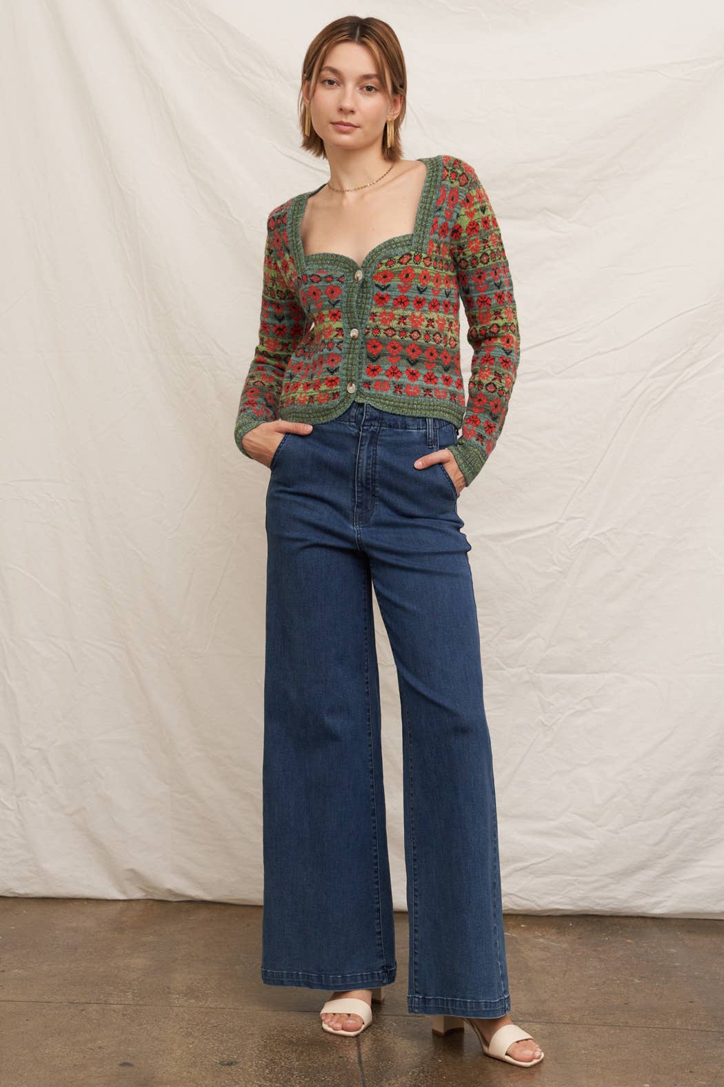 Floral Jacquard Sweetheart Neckline Sweater Cardigan: Green Multi / M