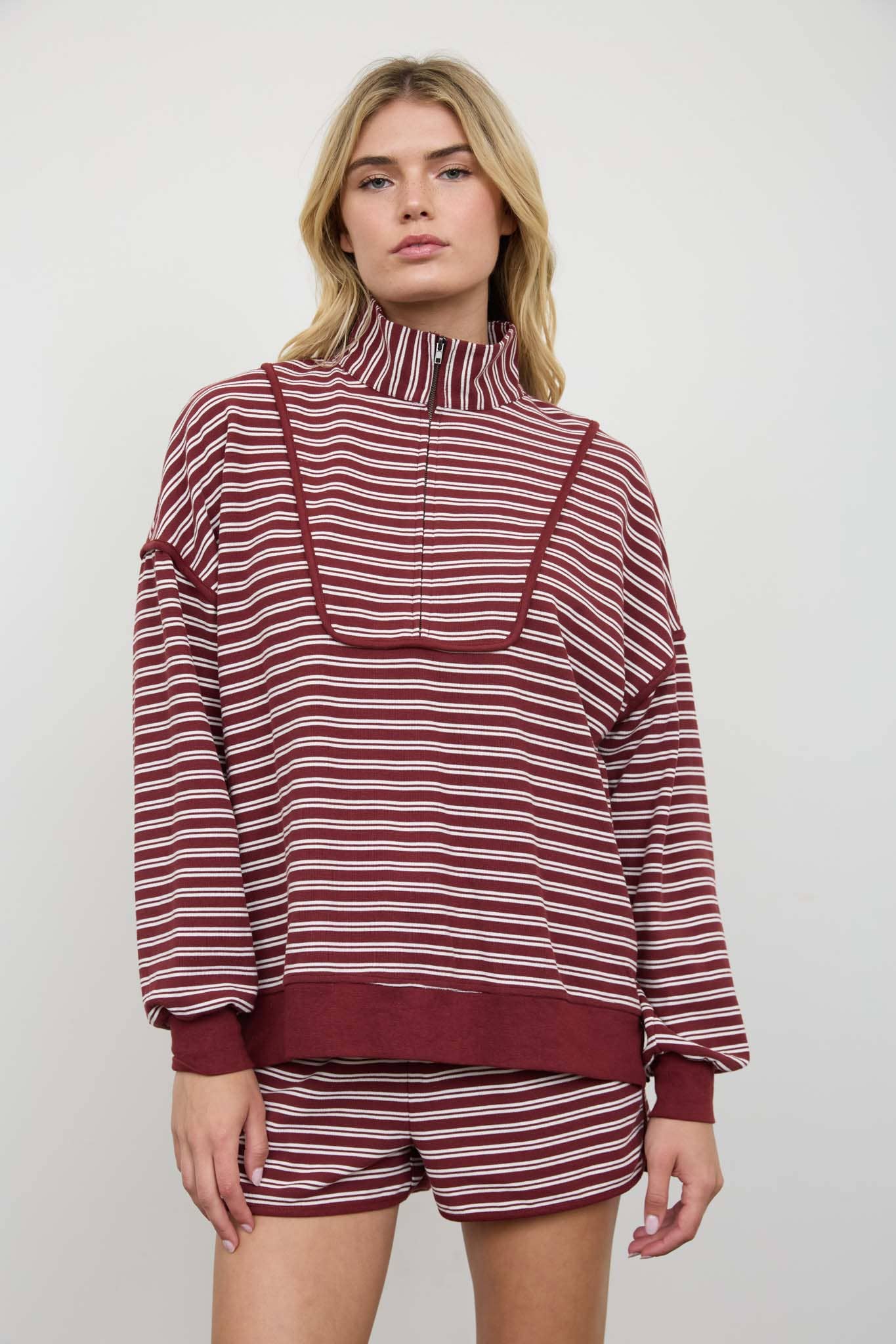 HALF ZIP STRIPE CONTRAST TRIM LONG SLEEVE KNIT TOP: CHOCOLATE BROWN