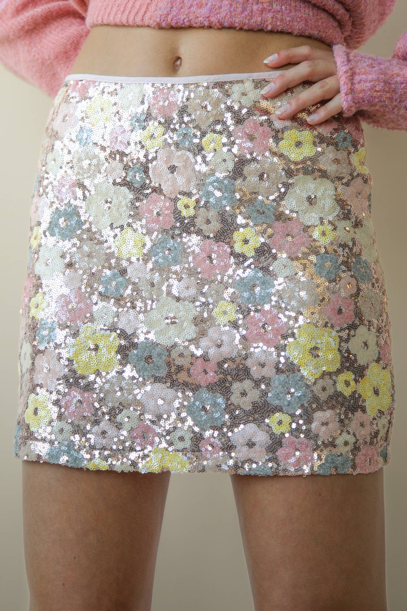 NS50110-Floral Sequin Holiday Mini Skirt: BLACK / S-M-L/2-2-2