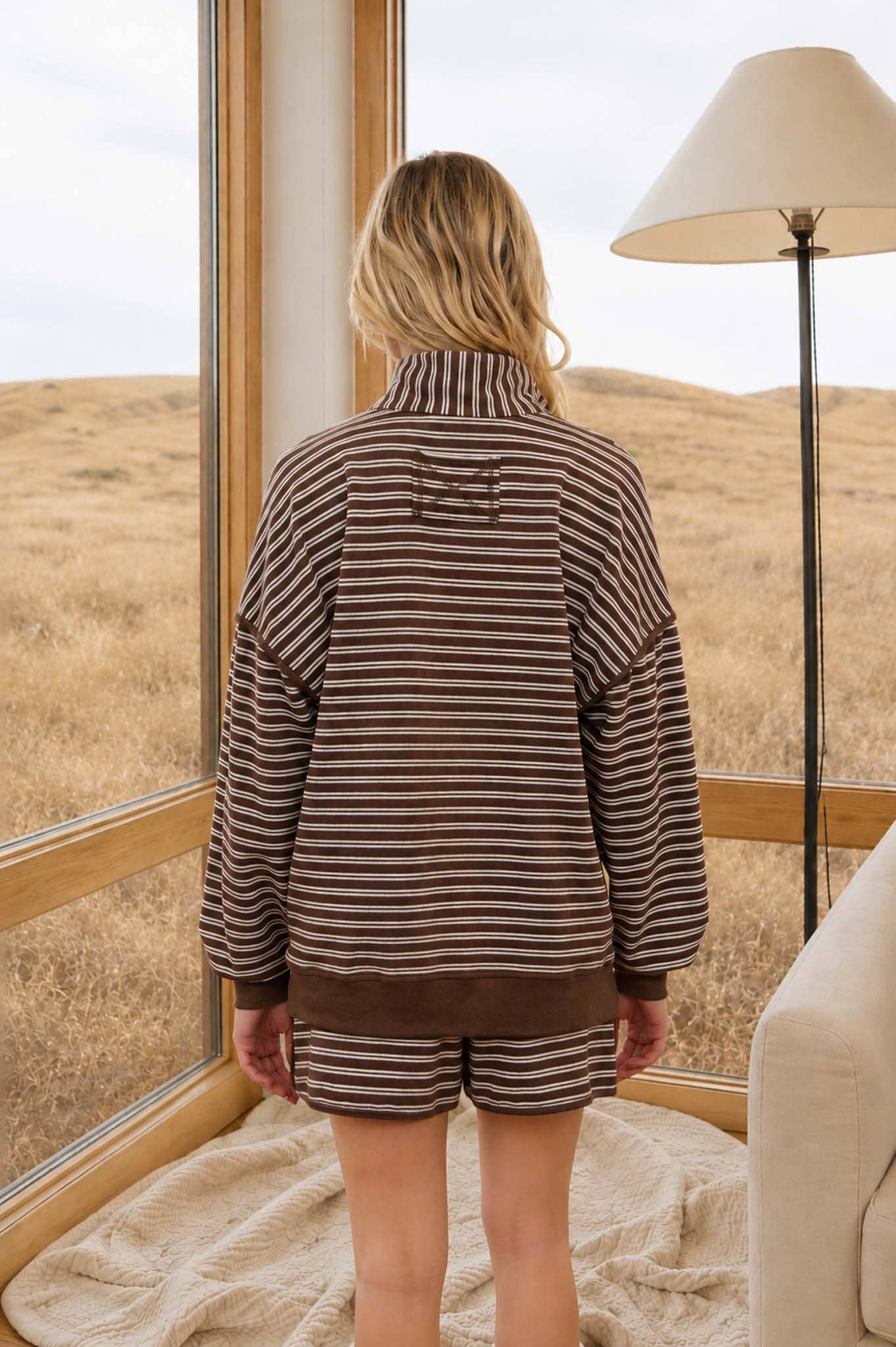 HALF ZIP STRIPE CONTRAST TRIM LONG SLEEVE KNIT TOP: CHOCOLATE BROWN