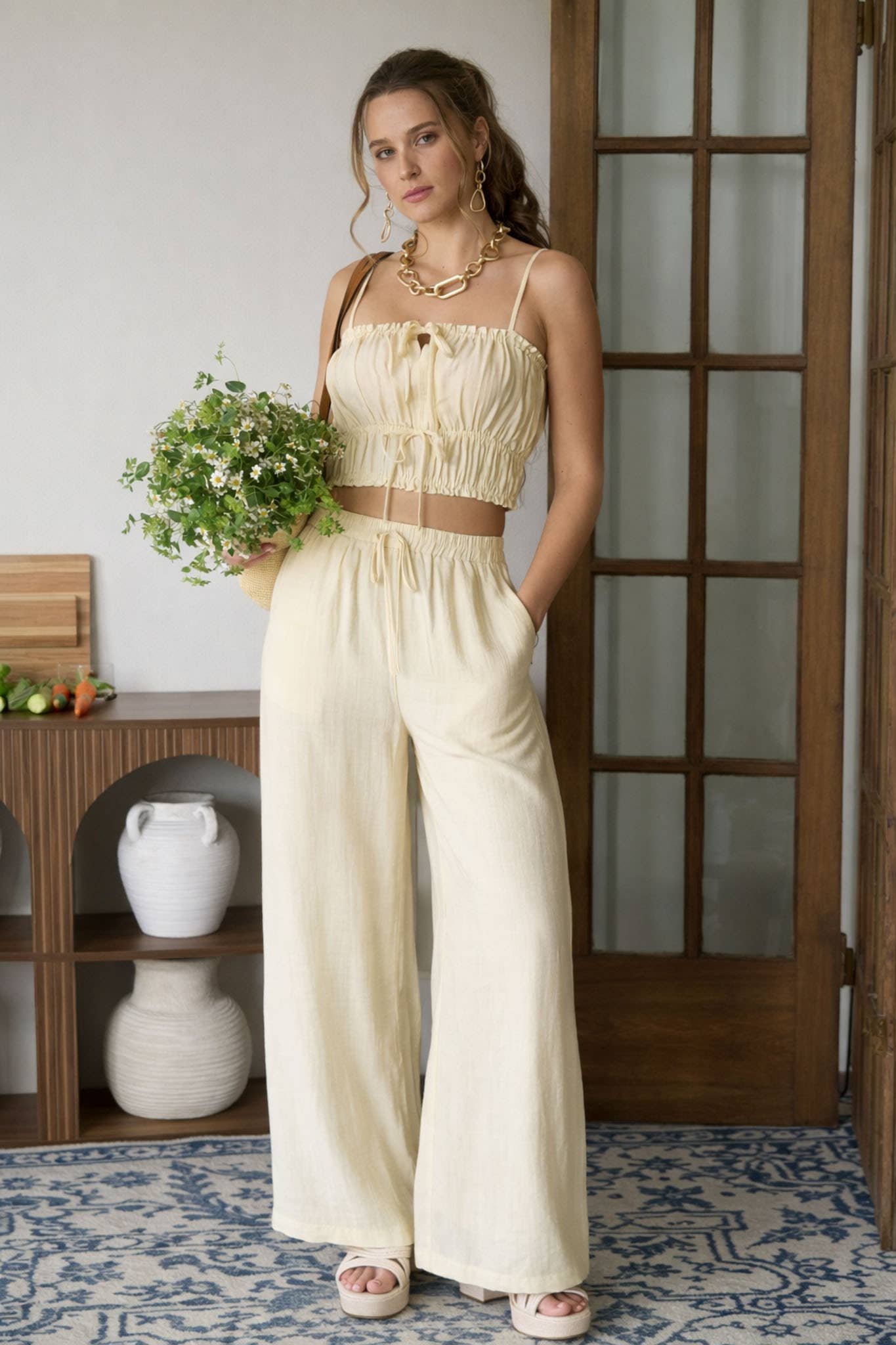 FRONT TIE CROPPED CAMI TOP AND WIDE LEG PANT SET: LIGHT YELLOW