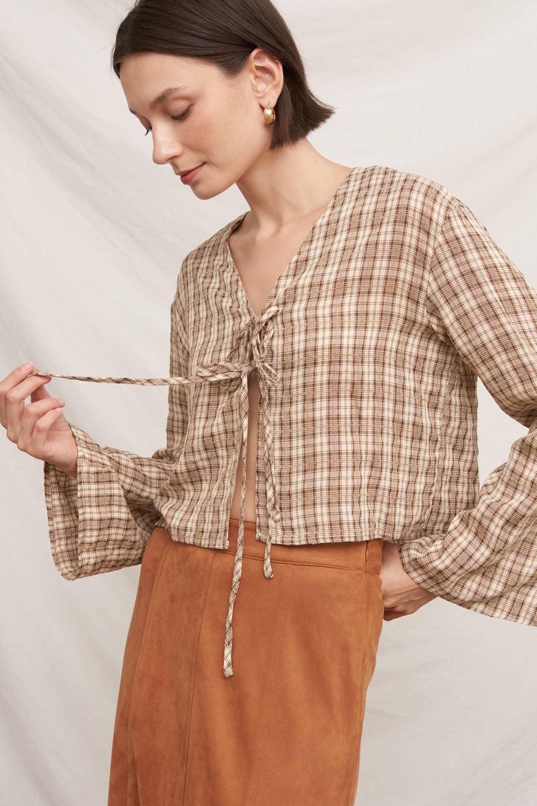 Tie Front Long Sleeve Plaid Blouse: Blue / S