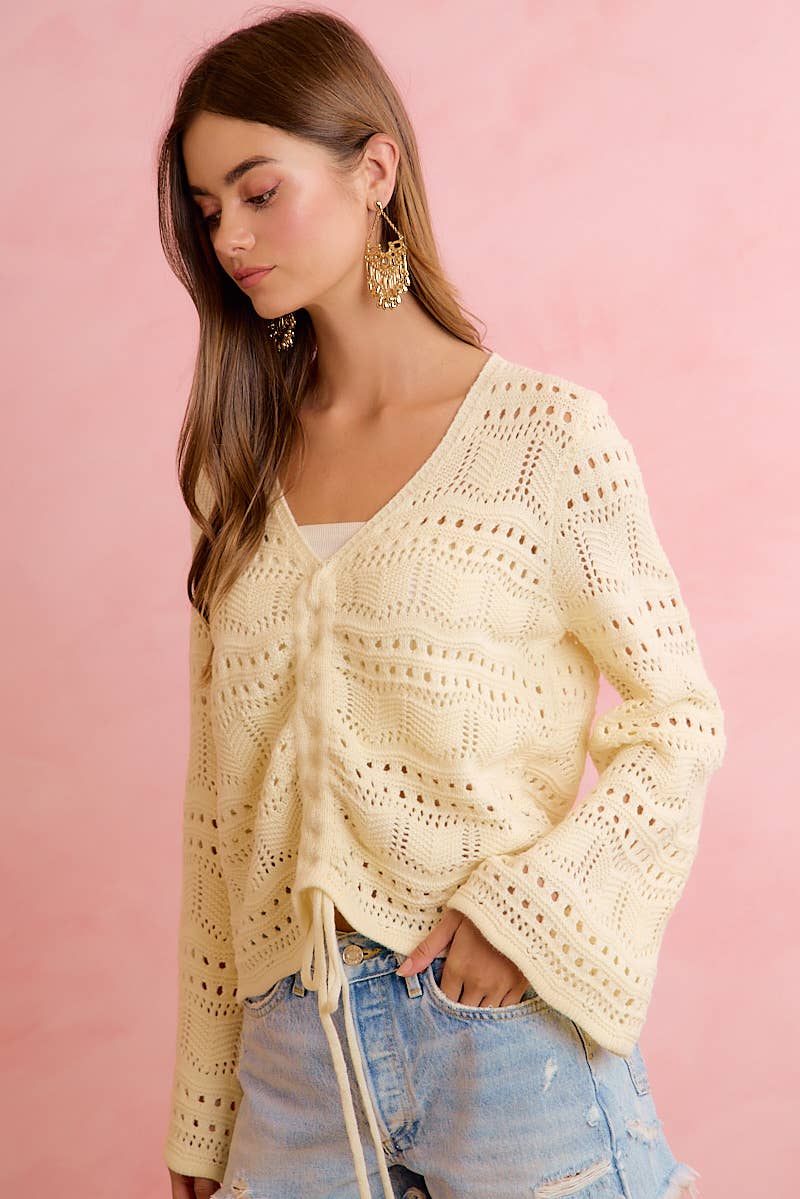 POINTELLE KNIT V NECK RUCHED FRONT LIGHTWEIGHT TOP: IVORY / L