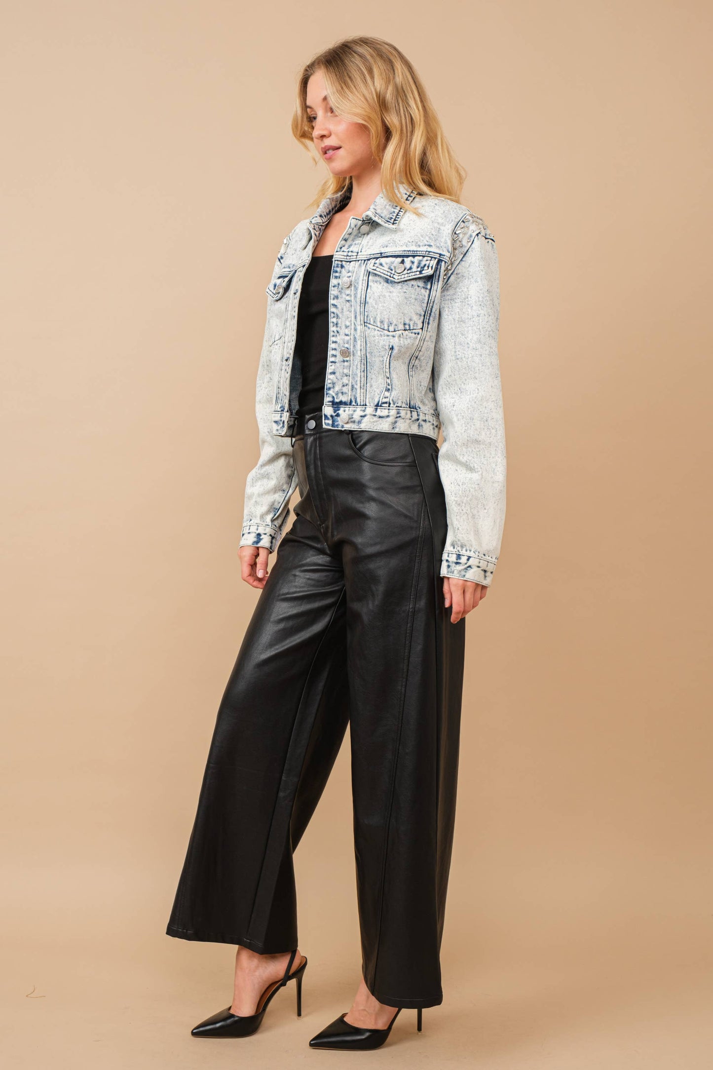 80037J - Acid Washed Shoulder Beading Denim Jacket: LIGHT WASH / M