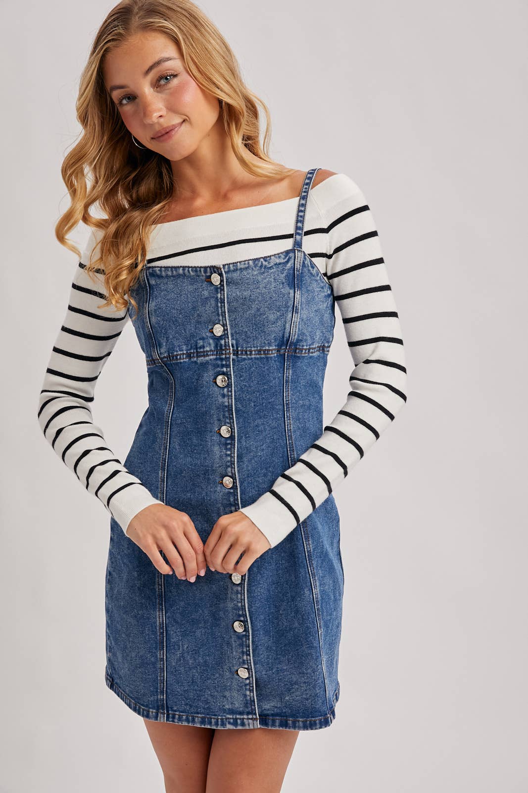 DENIM BUTTON DOWN MINI DRESS: MED.WASH / L