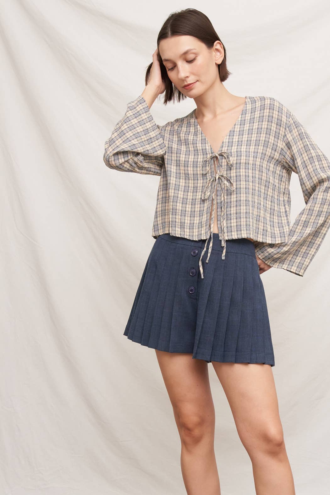 Tie Front Long Sleeve Plaid Blouse: Blue / M