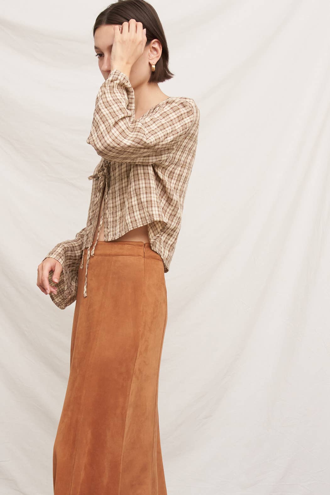 Tie Front Long Sleeve Plaid Blouse: Blue / M