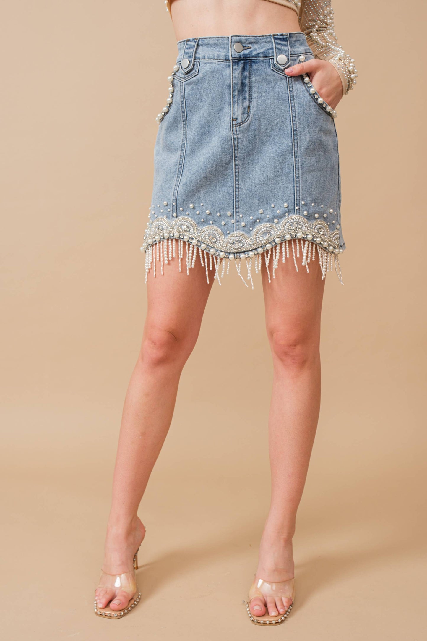 80038S - Stretch Denim Embellished Pearl Fringe Mini Skirt: MED WASH / M