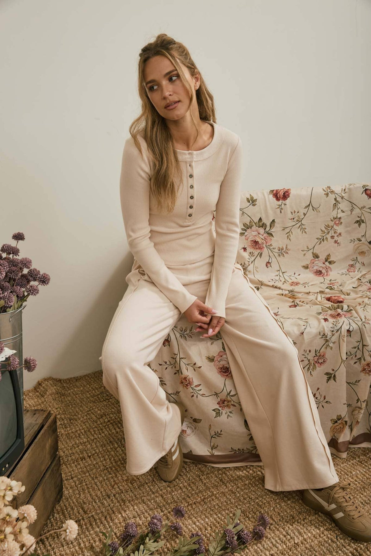ELASTIC WAIST SIDE PANEL KNIT LOUNGE PANTS : BROWN