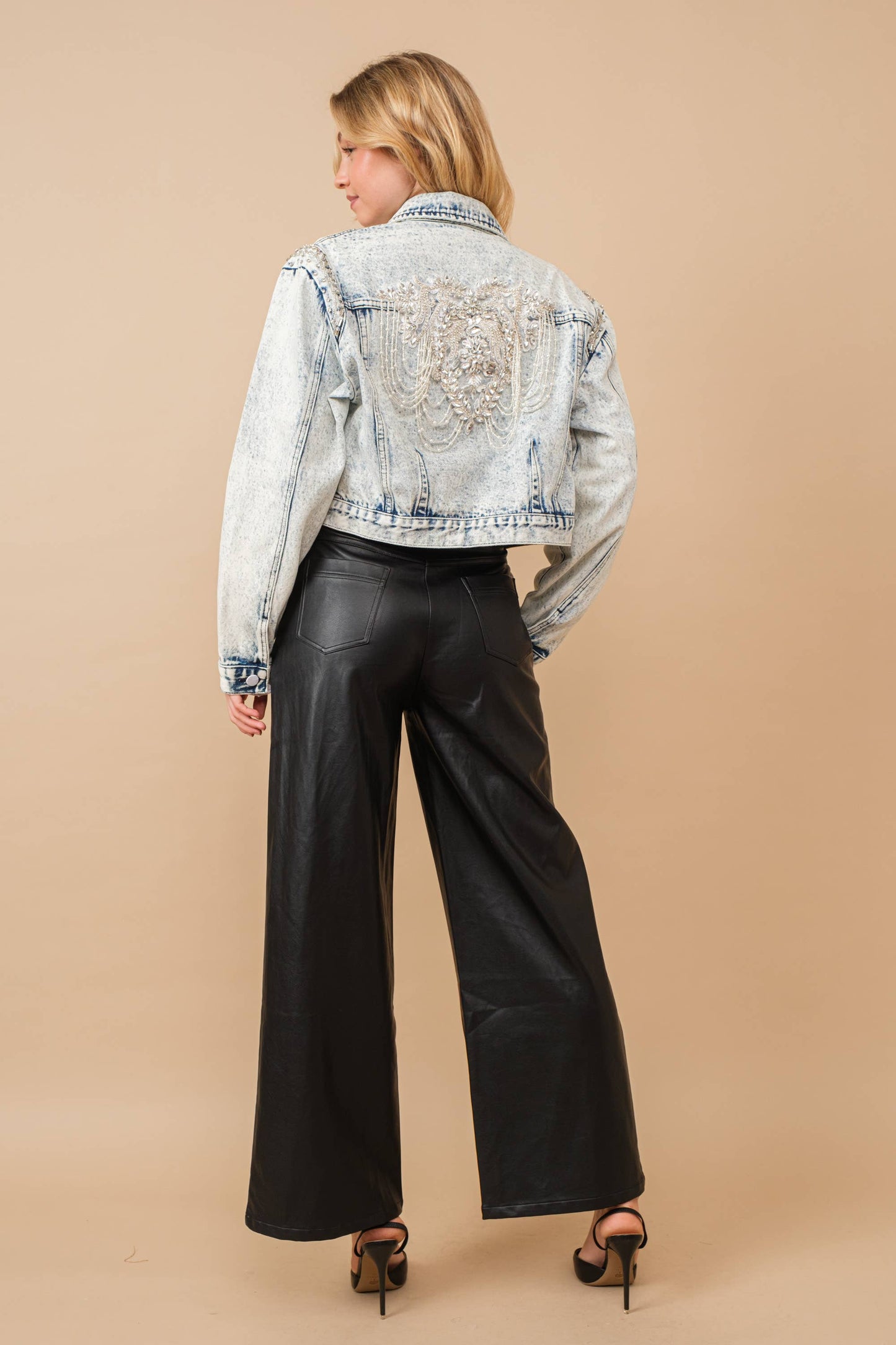 80037J - Acid Washed Shoulder Beading Denim Jacket: LIGHT WASH / M