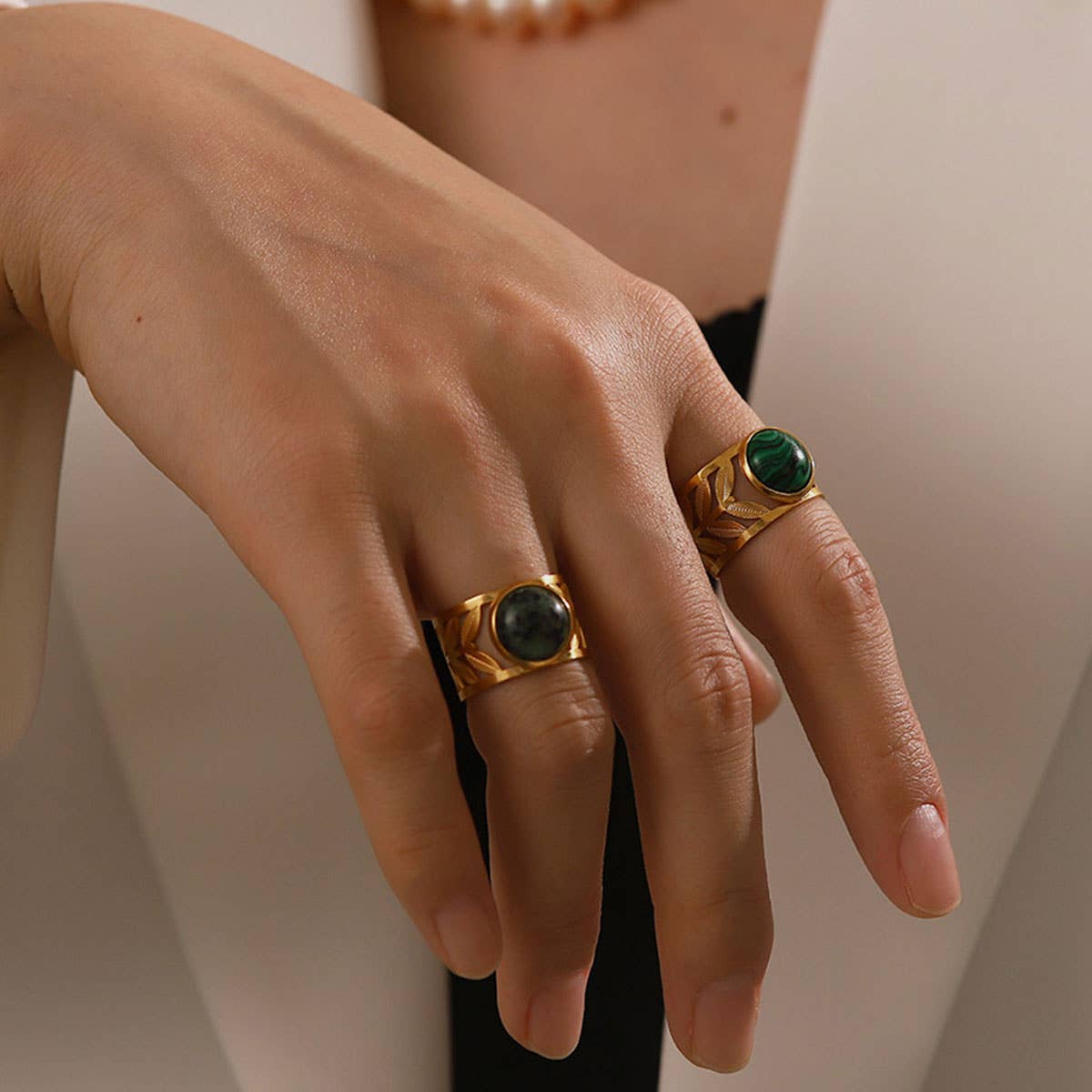 GOLD STAINLESS STEEL INLAID NATURAL STONE RINGS_CWAJE0611: TYPE1 / (OS) 3