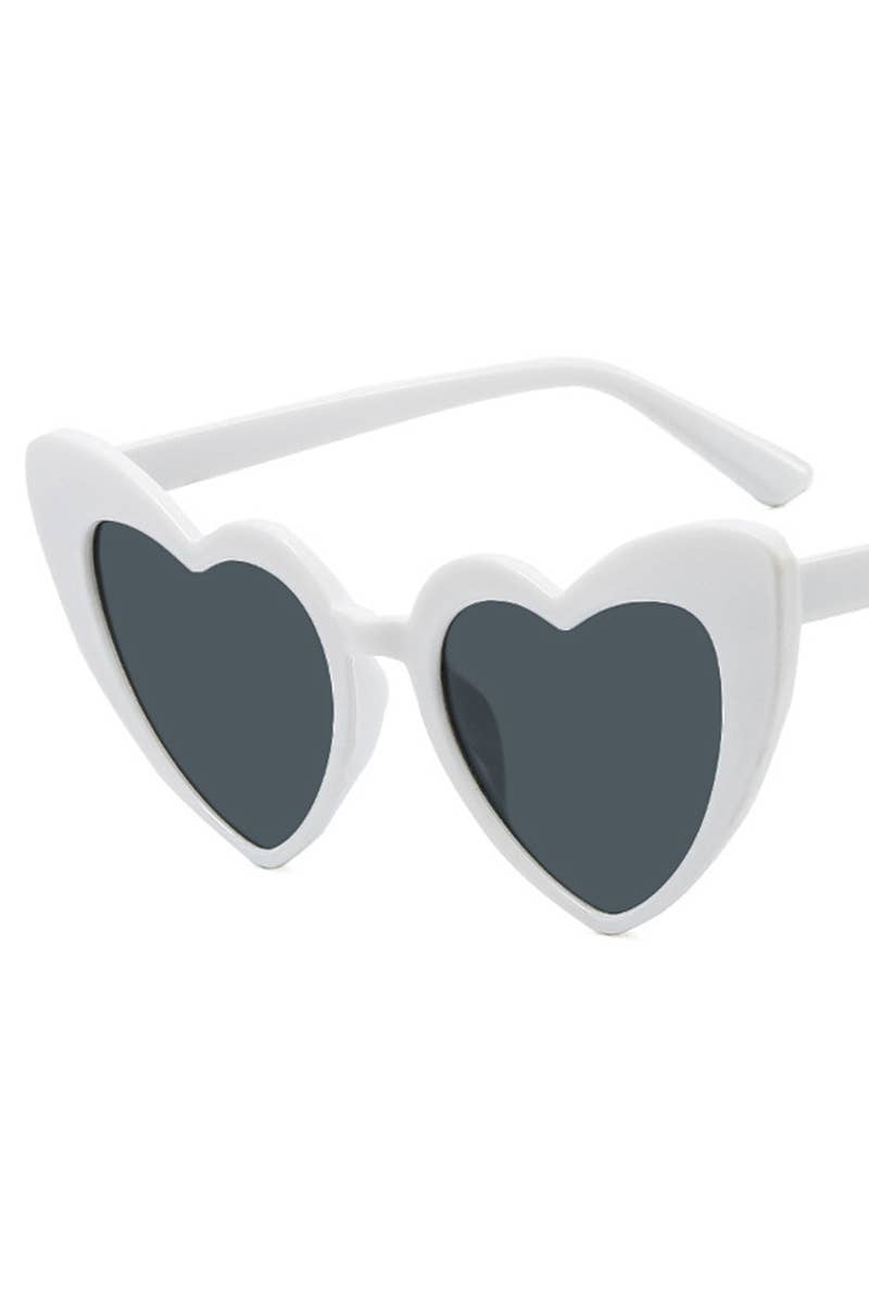 HEART SUNGLASSES_CWASG0127: BLACKGREY / (OS) 1