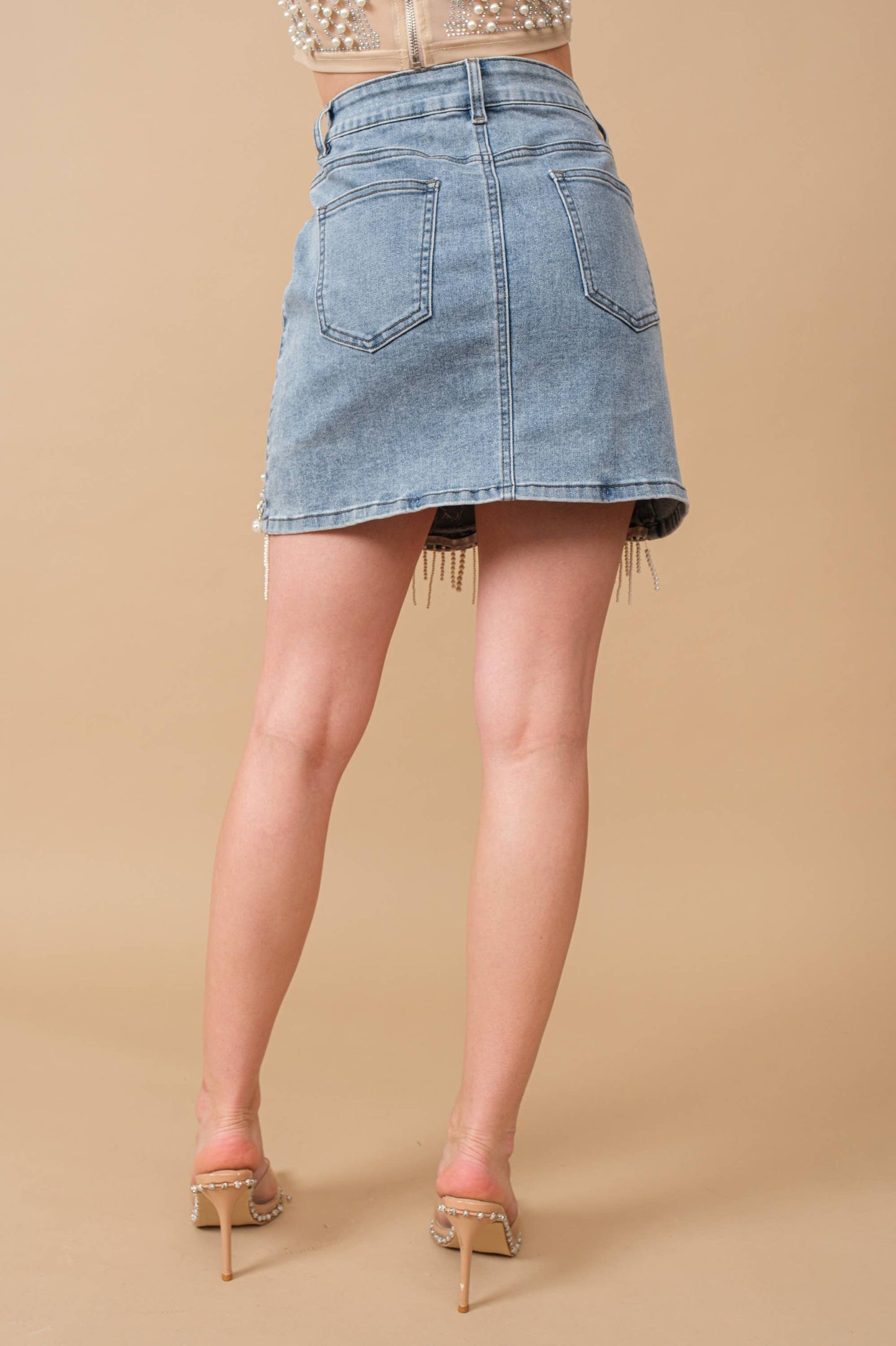 80038S - Stretch Denim Embellished Pearl Fringe Mini Skirt: MED WASH / L