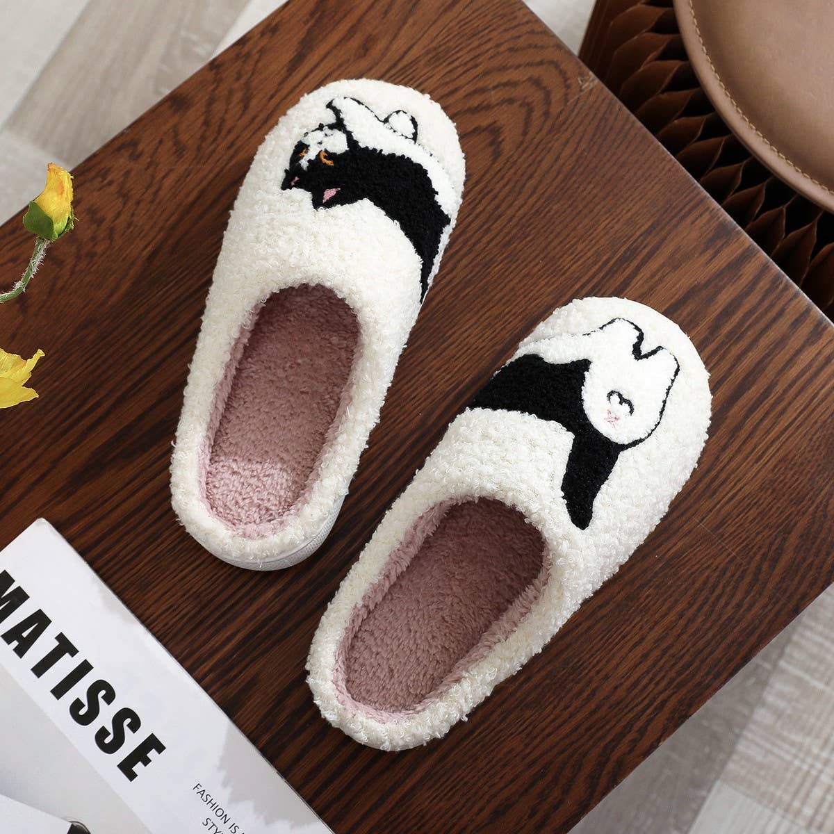 FUNNY EGG CAT EMBROIDERED COTTON SLIPPERS_CWSHS0859: White / (7) 1