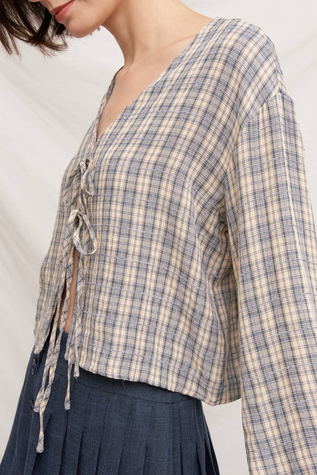 Tie Front Long Sleeve Plaid Blouse: Blue / M