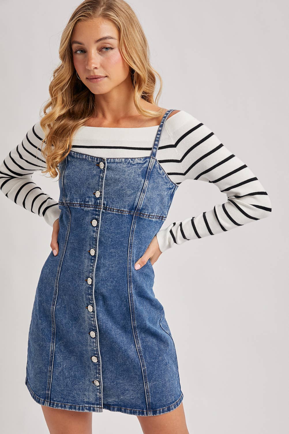 DENIM BUTTON DOWN MINI DRESS: MED.WASH / L