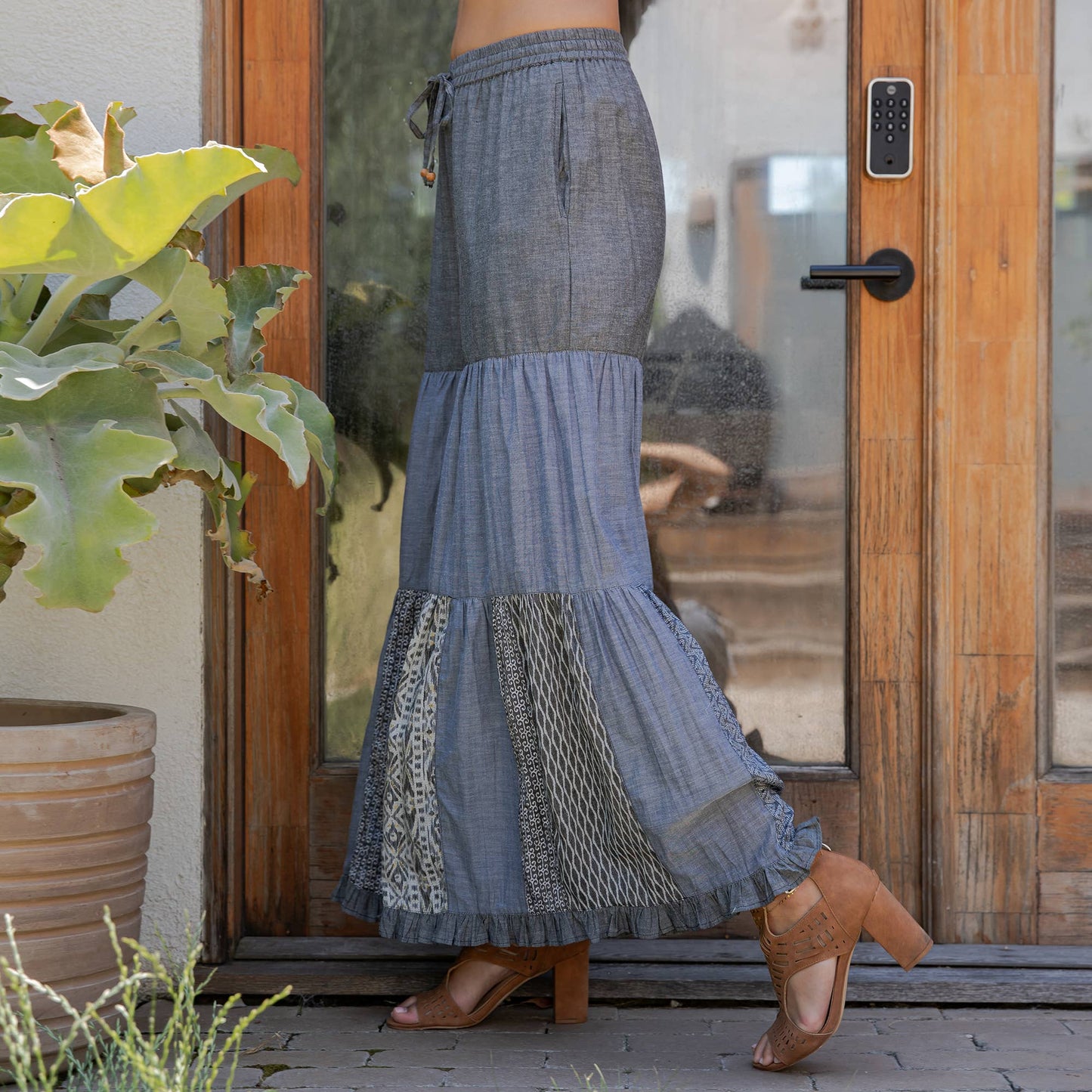 Runway-Ready Knit & Woven Pants with Prints & Relaxed Drape: Chambray / REGULAR (S-M-L-XL 1-2-2-1)
