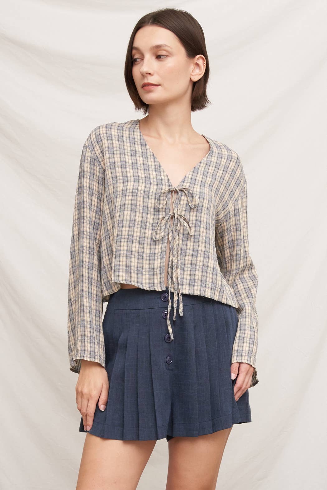 Tie Front Long Sleeve Plaid Blouse: Blue / M