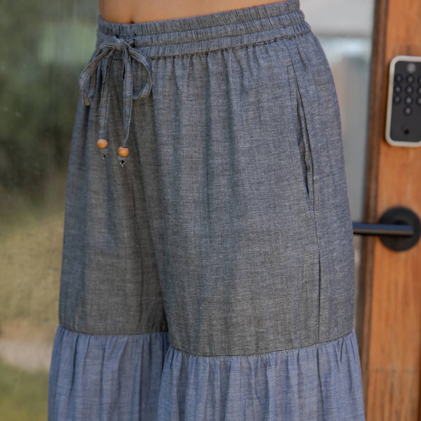 Runway-Ready Knit & Woven Pants with Prints & Relaxed Drape: Chambray / REGULAR (S-M-L-XL 1-2-2-1)