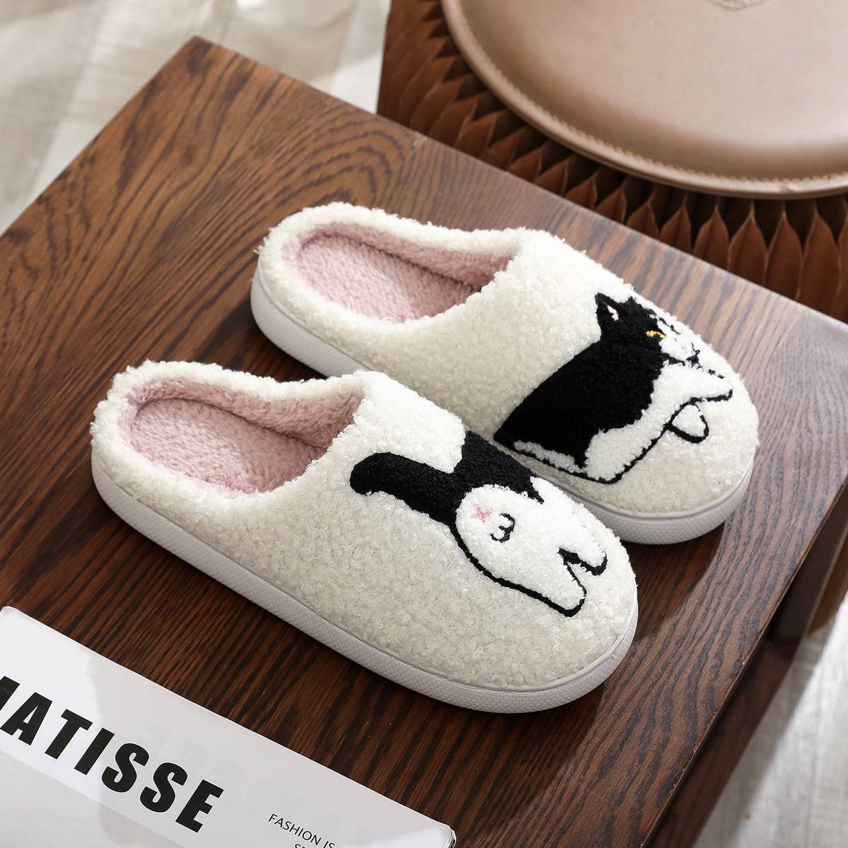 FUNNY EGG CAT EMBROIDERED COTTON SLIPPERS_CWSHS0859: White / (7) 1
