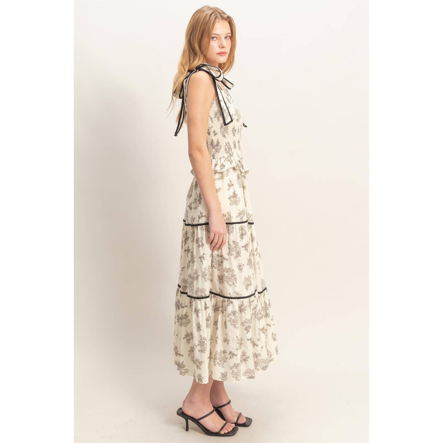 Floral Tiered Sundress: BLACK / S-M-L(2-2-2)