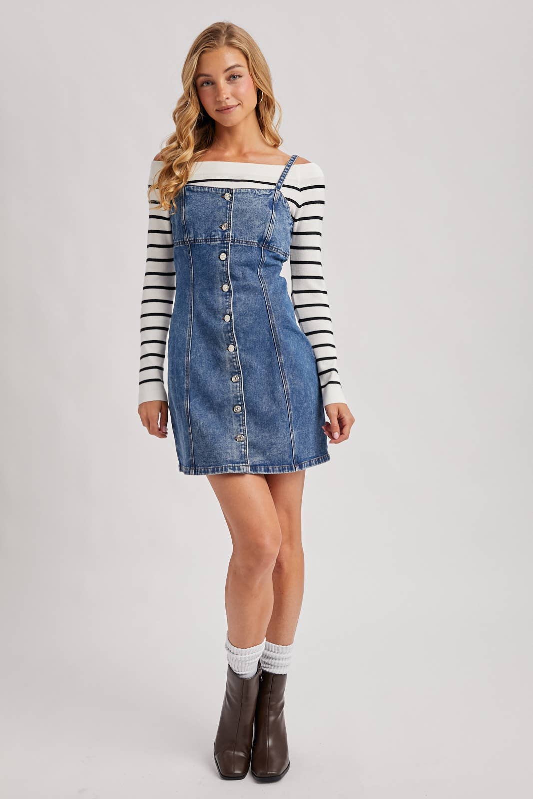 DENIM BUTTON DOWN MINI DRESS: MED.WASH / L