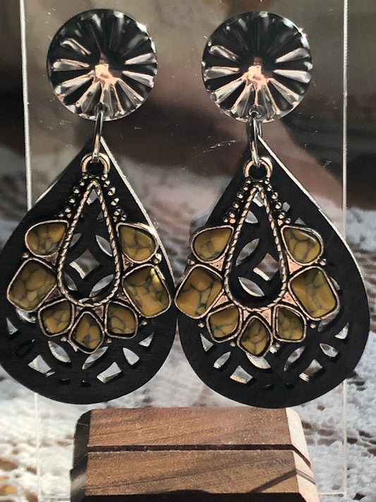 Western vibe yellow stone earrings